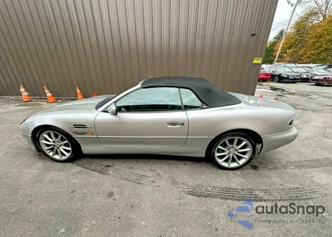 2001 Aston Martin Db7 Vantage z USA, uszkodzony, nr VIN SCFAB42371K401730